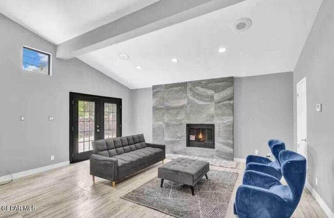 Building Photo - 9100 Parkland Dr