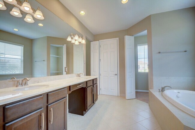 Building Photo - 2916 Payson Way