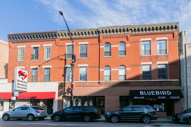 Primary Photo - 2865 N Clark St