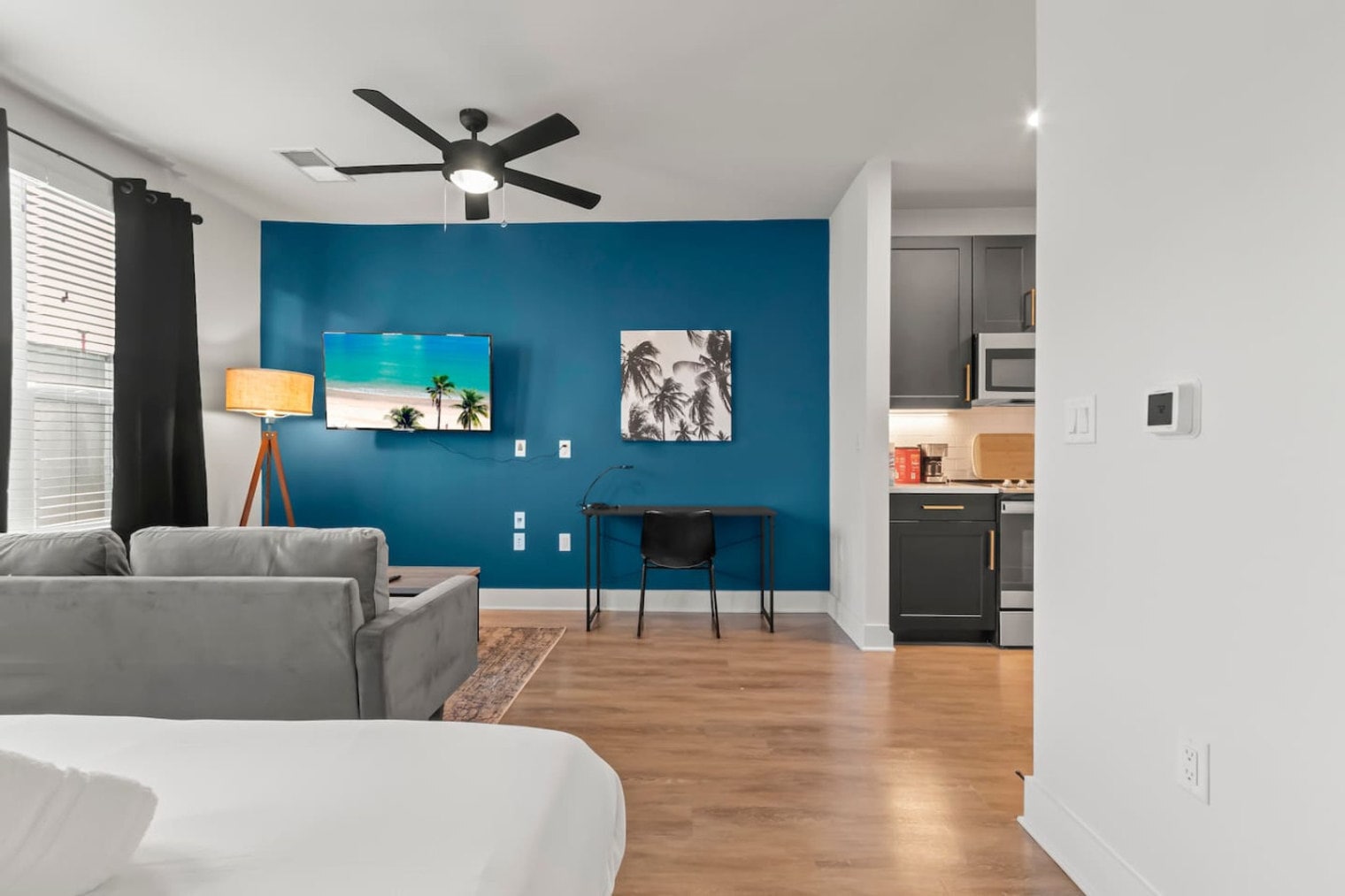 Building Photo - 2317 W Grace St