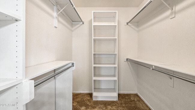 Building Photo - 15690 W Earll Dr