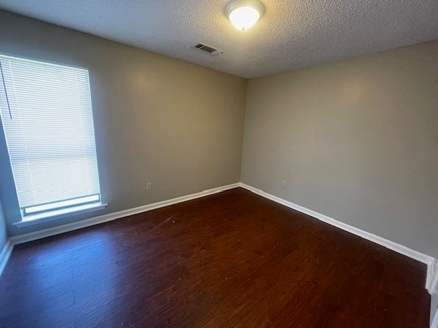 Building Photo - 160 Colonial Dr