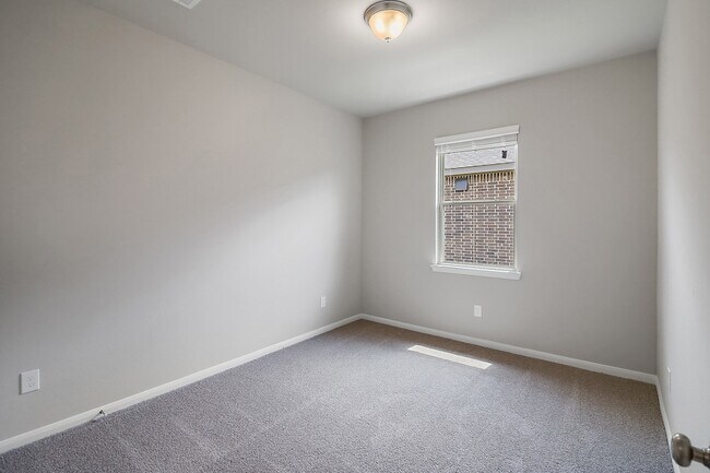 Building Photo - 8431 Moonlight Bay Cir