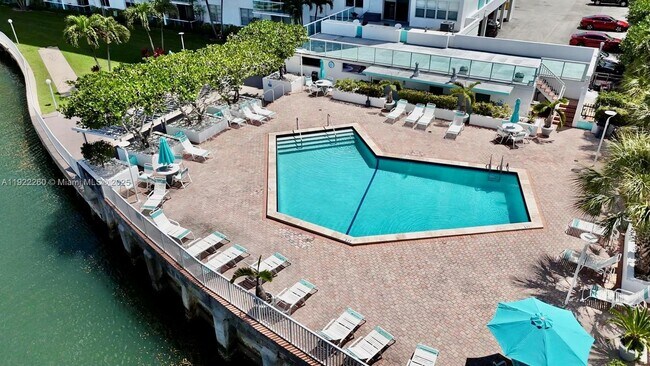 Building Photo - 2841 NE 163rd St