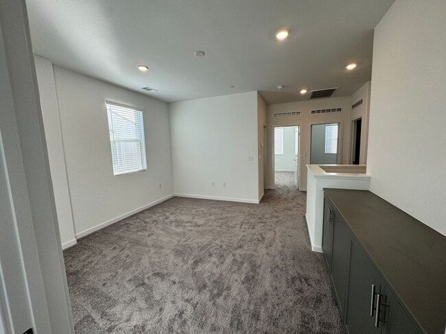 Building Photo - 4229 S Angel Paseo