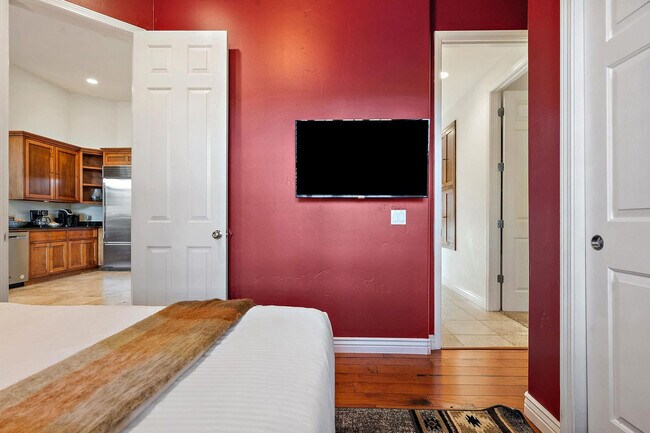 Building Photo - 36 W Dove Wing Dr