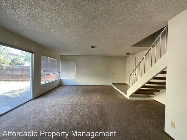 Building Photo - 3 br, 2.5 bath House - 28187 Karn Drive