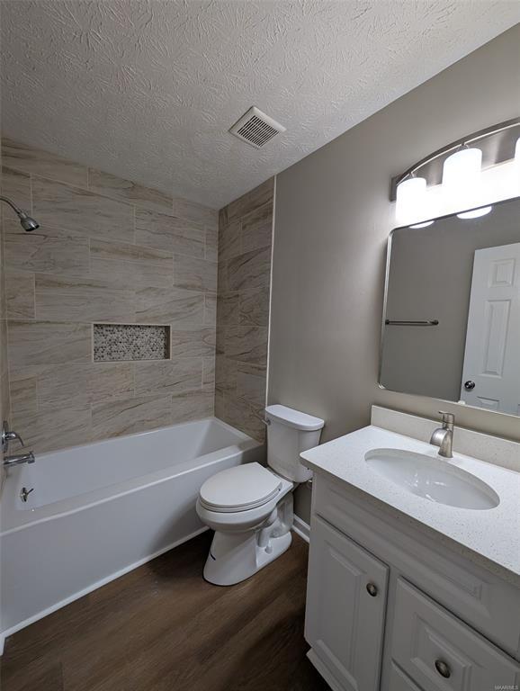 Building Photo - 3242 Gatsby Ln