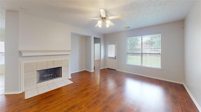 Building Photo - 21723 Chanas Ct