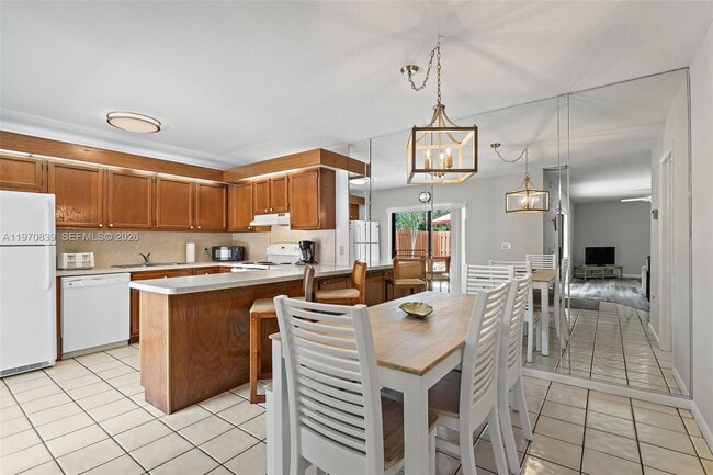 Building Photo - 5830 SE Windsong Ln