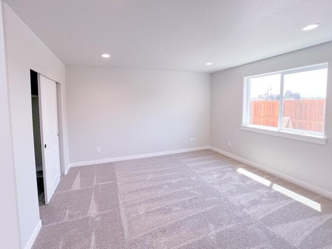 Building Photo - 4750 Gebhard Rd