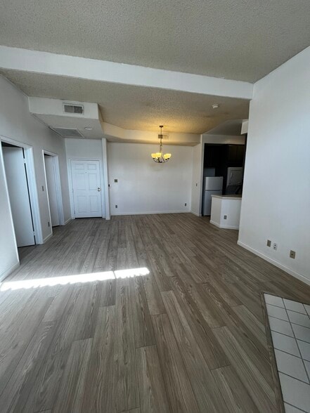 Building Photo - 6140 Monterey Rd