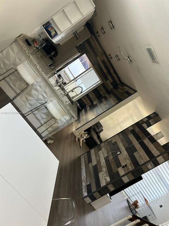 Building Photo - 3065 N 36th Ave
