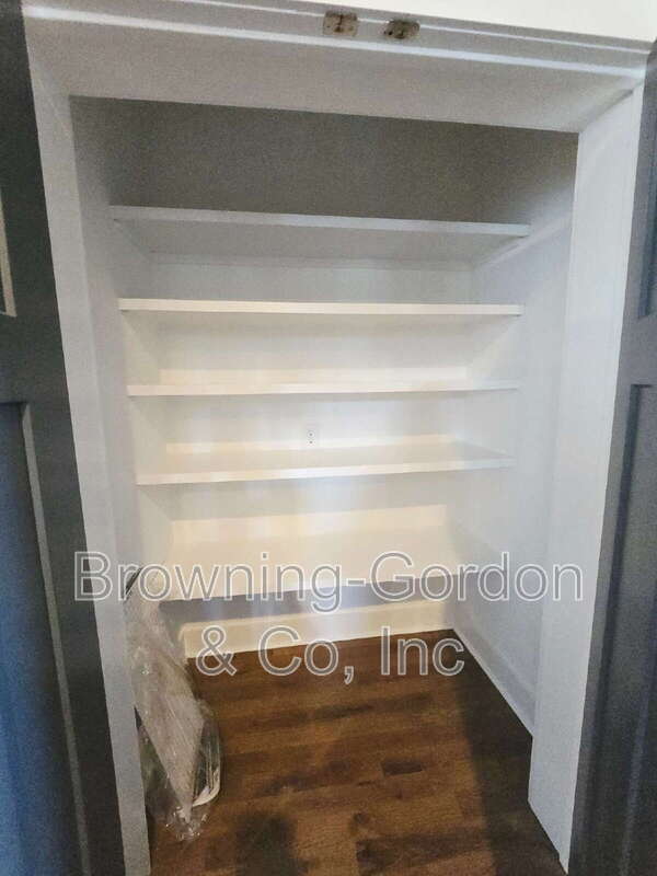 Building Photo - 668A James Ave