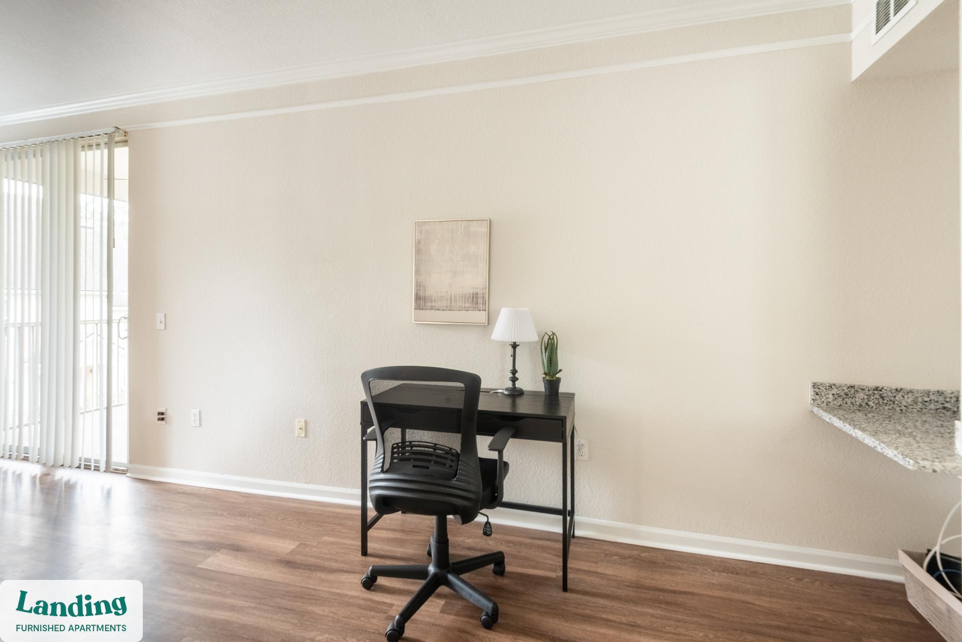 Building Photo - 2801 Biltmore Park Dr