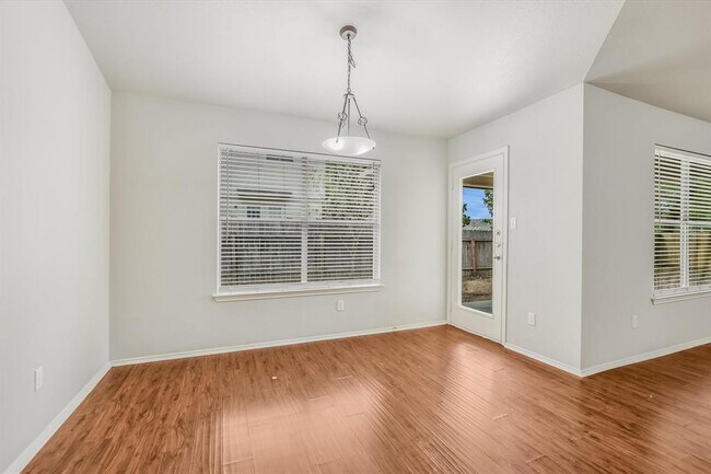 Building Photo - 2334 Vernell Way
