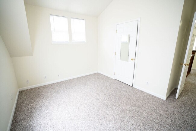 Building Photo - 2970 Janes Creek Dr