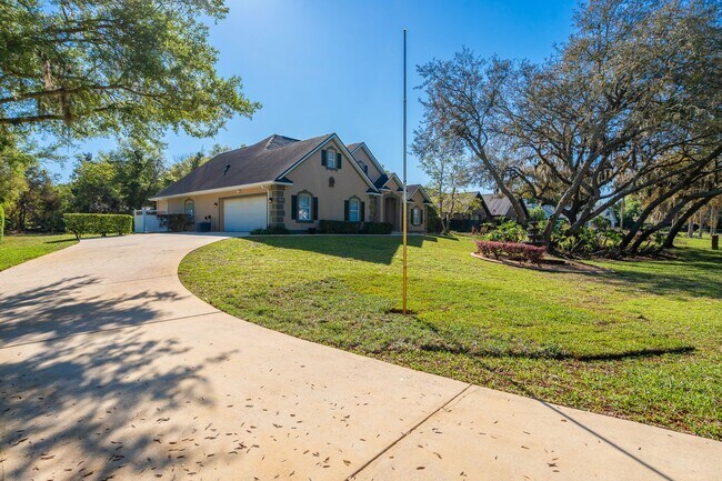 Building Photo - Halifax Plantation – Contemporary Elegance Meets Everyday Comfort
