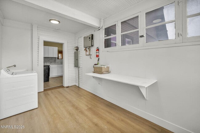 Building Photo - 35 W 8th St