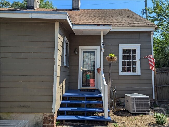 Building Photo - 106 W Duffy Ln