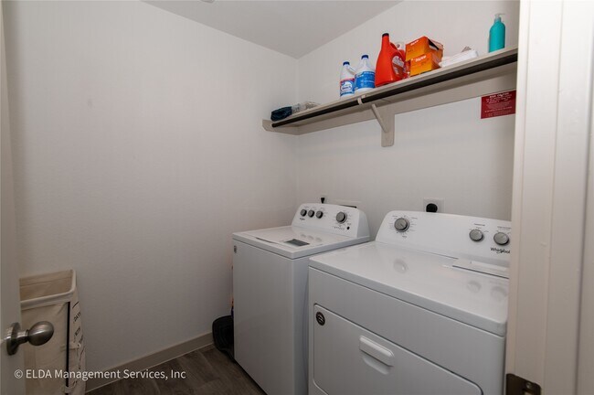 Building Photo - 8038 Brahman Ln