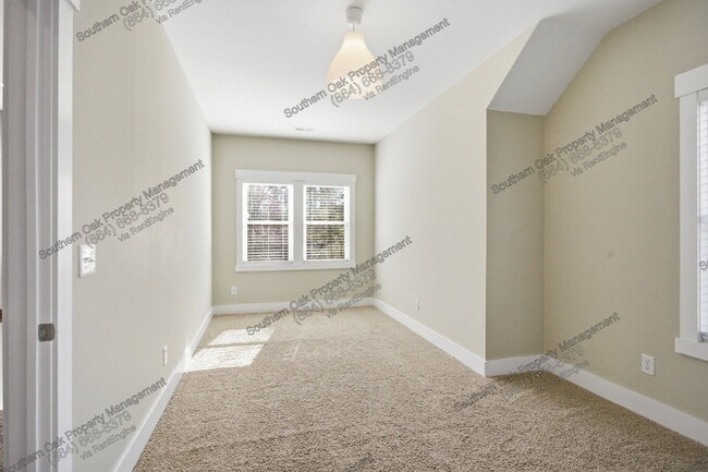 Building Photo - 401 Promontory Ridge