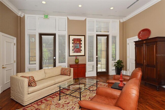 Building Photo - 750 N Tamiami Trl