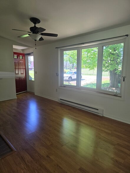 Building Photo - 1010 Otto Dr