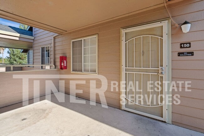 Building Photo - 11150 Trinity River Dr