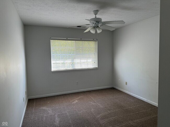 Building Photo - 9356c Villa Creek Dr