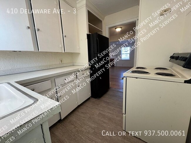 Building Photo - 410 Delaware Ave