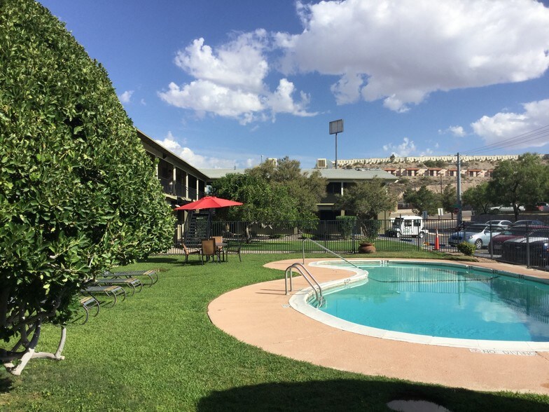 Mesa Ridge Apartments El Paso, TX Apartment Finder