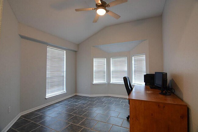 Building Photo - 21606 Glenbranch Dr