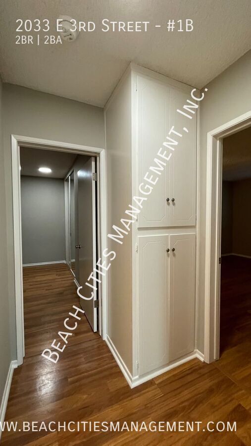 Building Photo - 2033 E 3rd St