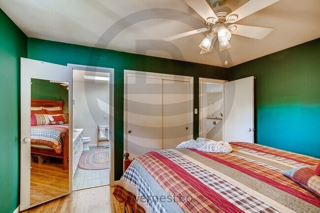 Building Photo - 4-Bed/3-Bath Home/Available Soon!