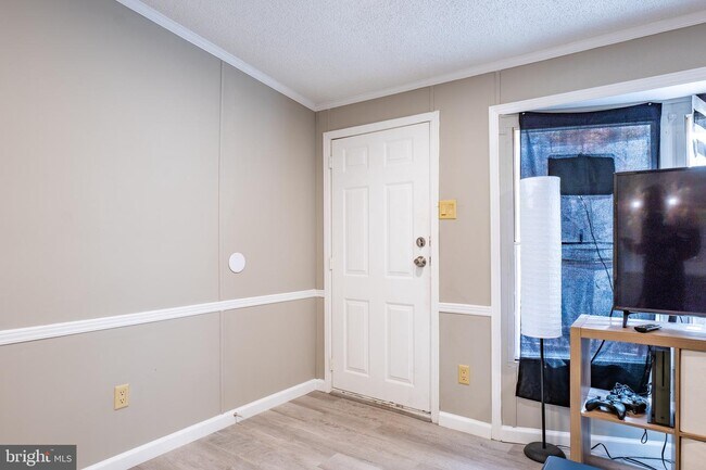 Building Photo - 6721 Timberbrook Ln