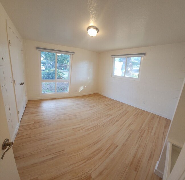 Building Photo - Cuesta By the sea cottage for Rent! Close ...