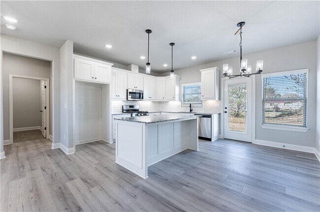 Building Photo - 2312 John W Montgomery Cir