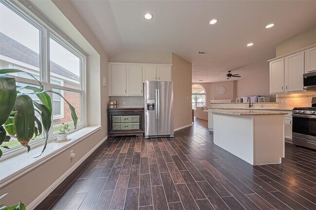 Building Photo - 21122 Lilac Meadows Ln