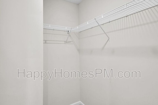 Building Photo - 138 Sweet Cherry Ln