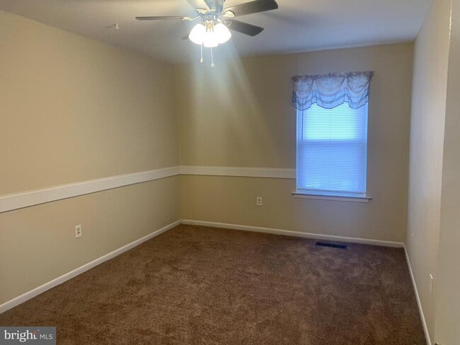 Building Photo - 2840 Brighton Pl