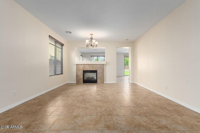 Building Photo - 5227 W Bent Tree Dr