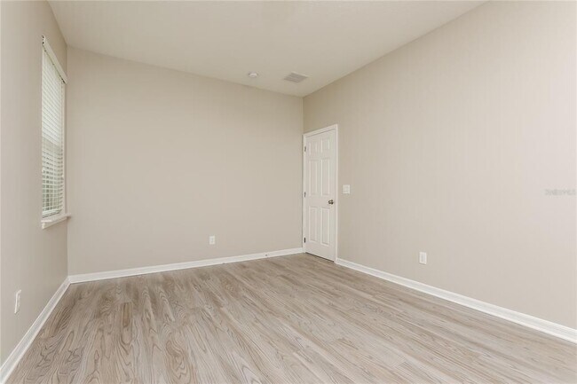 Building Photo - 1821 Candlenut Cir