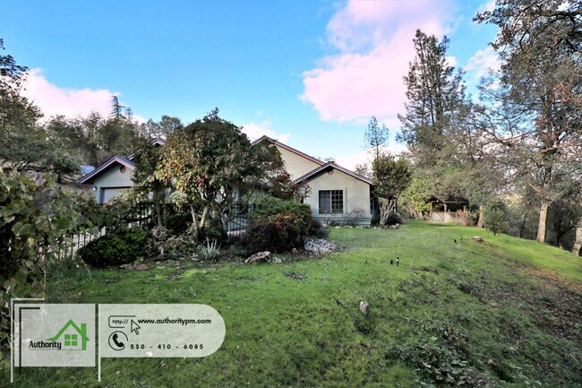 Building Photo - 15714 Middletown Park Dr