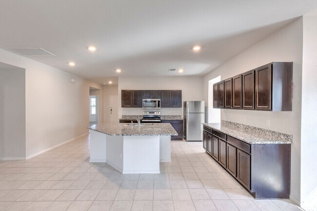 Building Photo - 4003 Arafel Ln