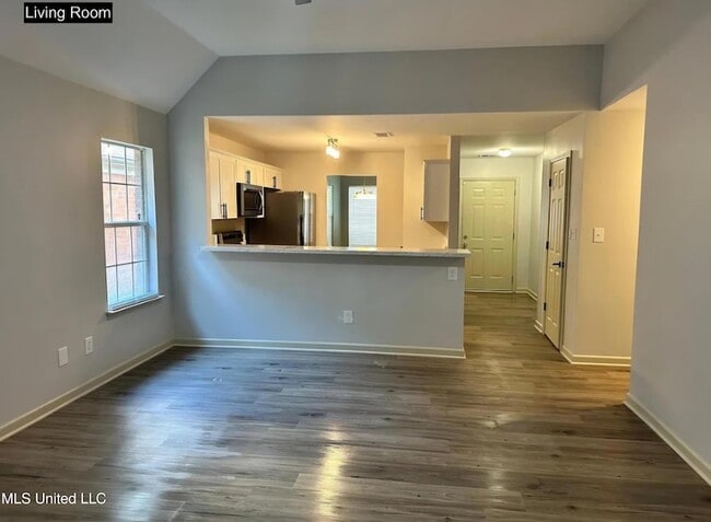 Building Photo - 8349 Regal Bend Dr