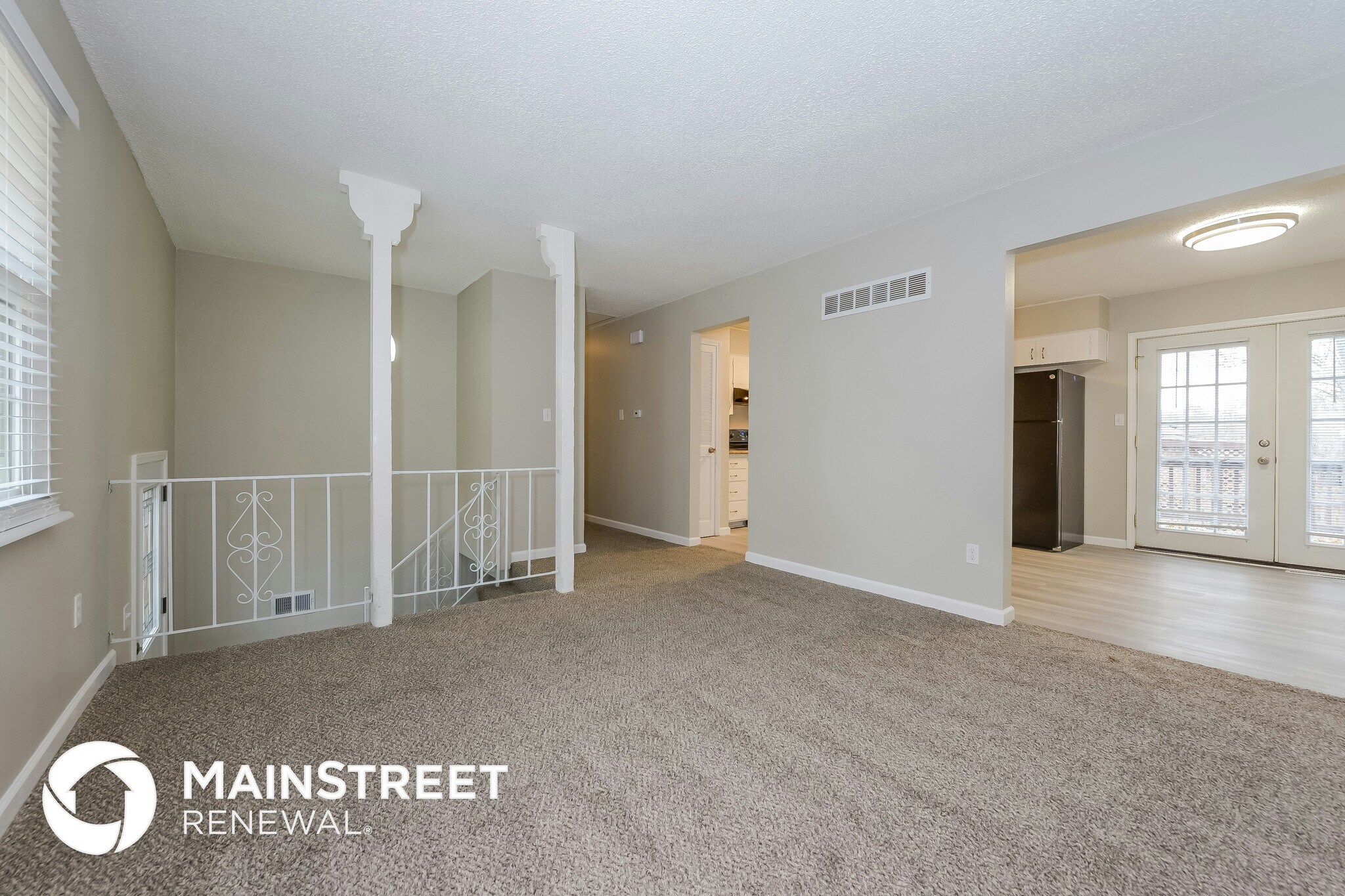 Building Photo - 504 SW Shamrock Pl