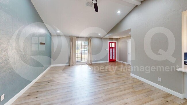Building Photo - 1313 Milford Dr