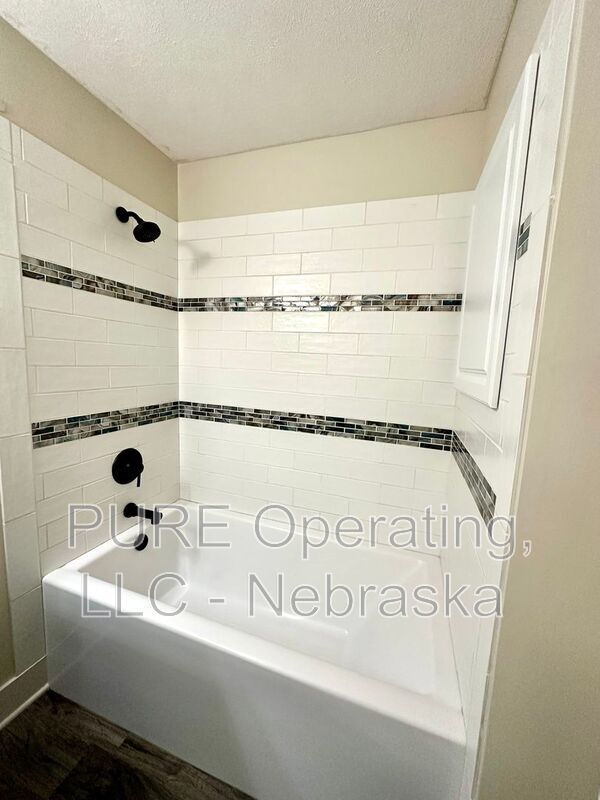 Building Photo - 2814 N 204th St