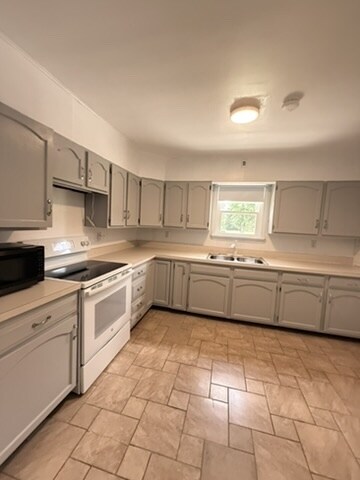 Building Photo - 8690 PA-25